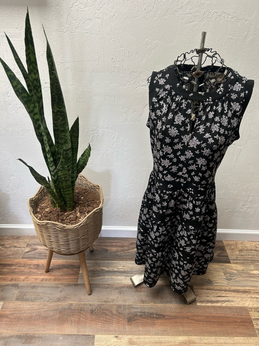 Michael Kors Black‎ and White Floral Midi Dress with High Neckline